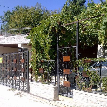 Villa Elfi โกลเดน แซนส์ ภายนอก รูปภาพ