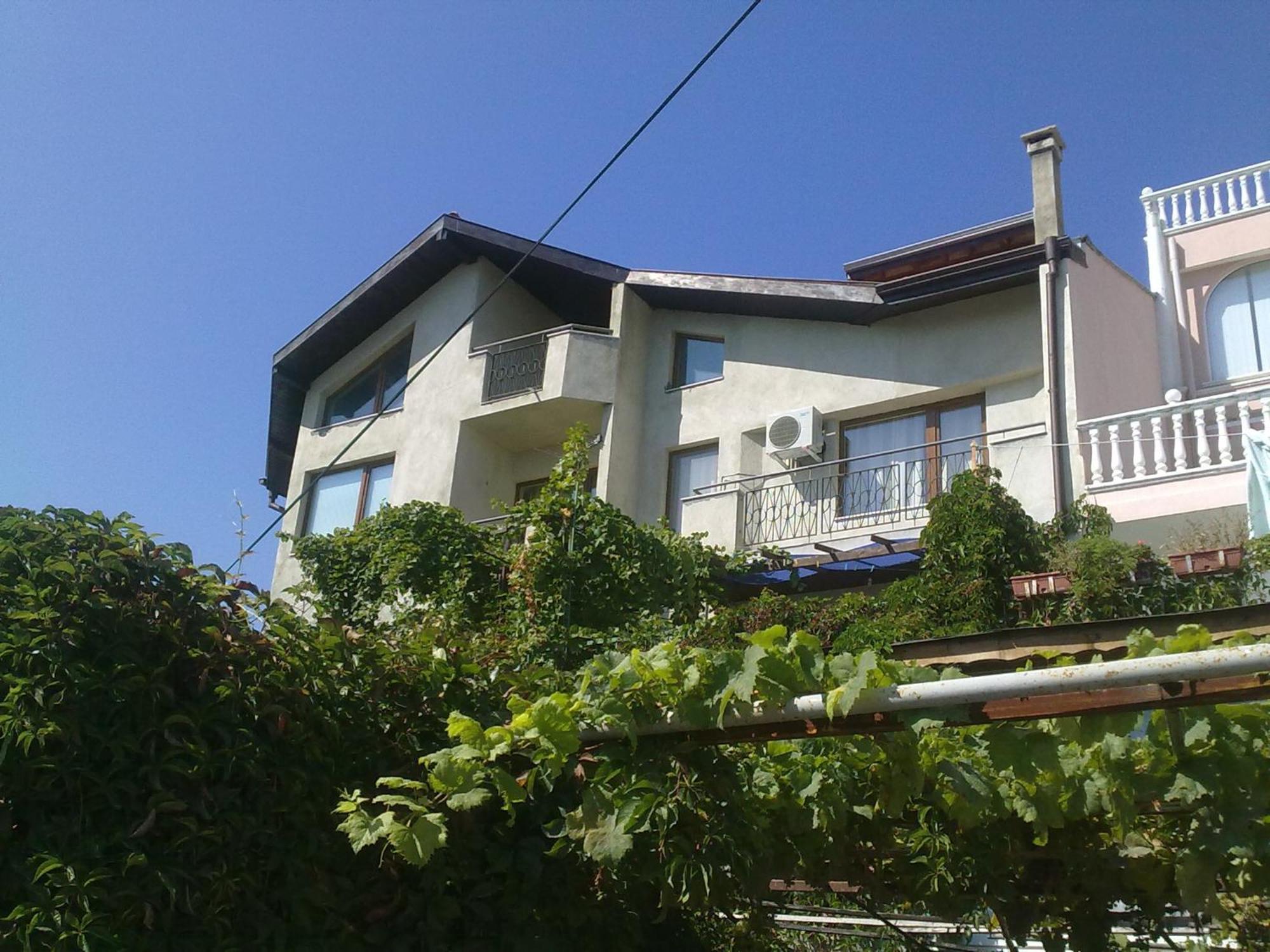 Villa Elfi โกลเดน แซนส์ ภายนอก รูปภาพ